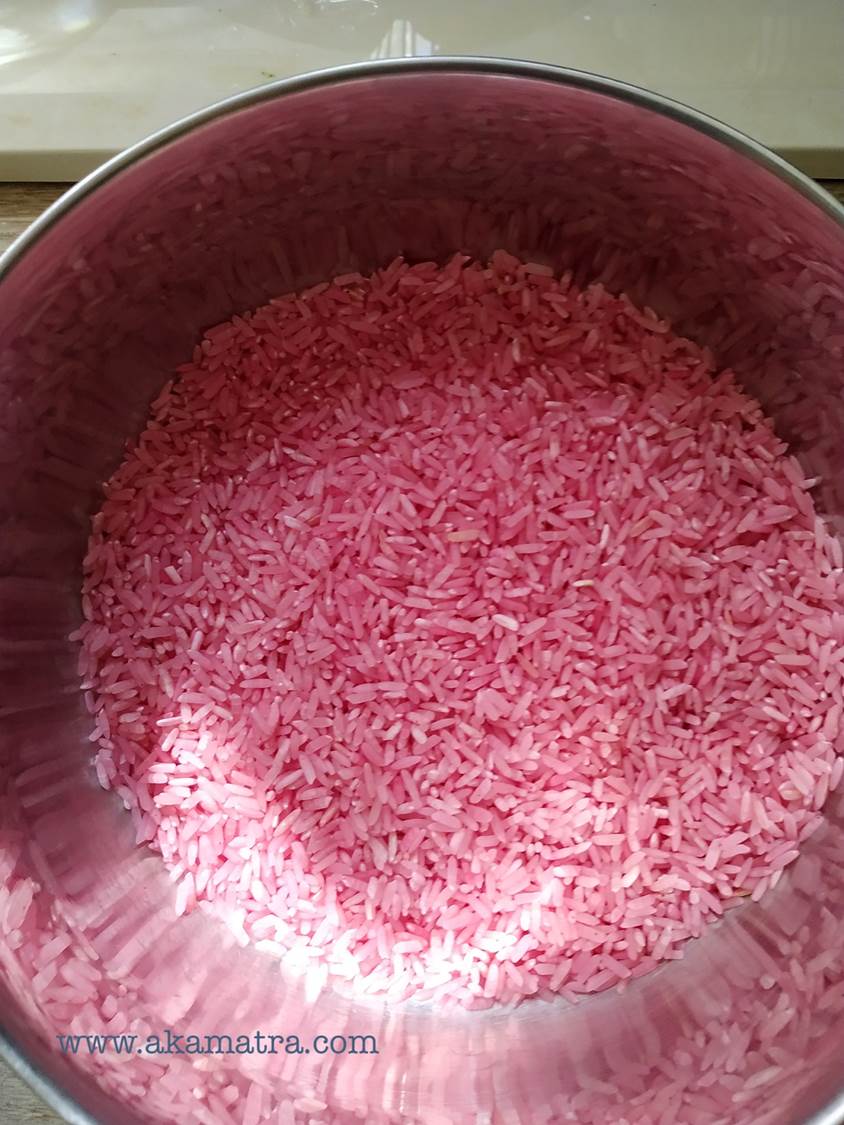 How to dye rice red with natural food coloring