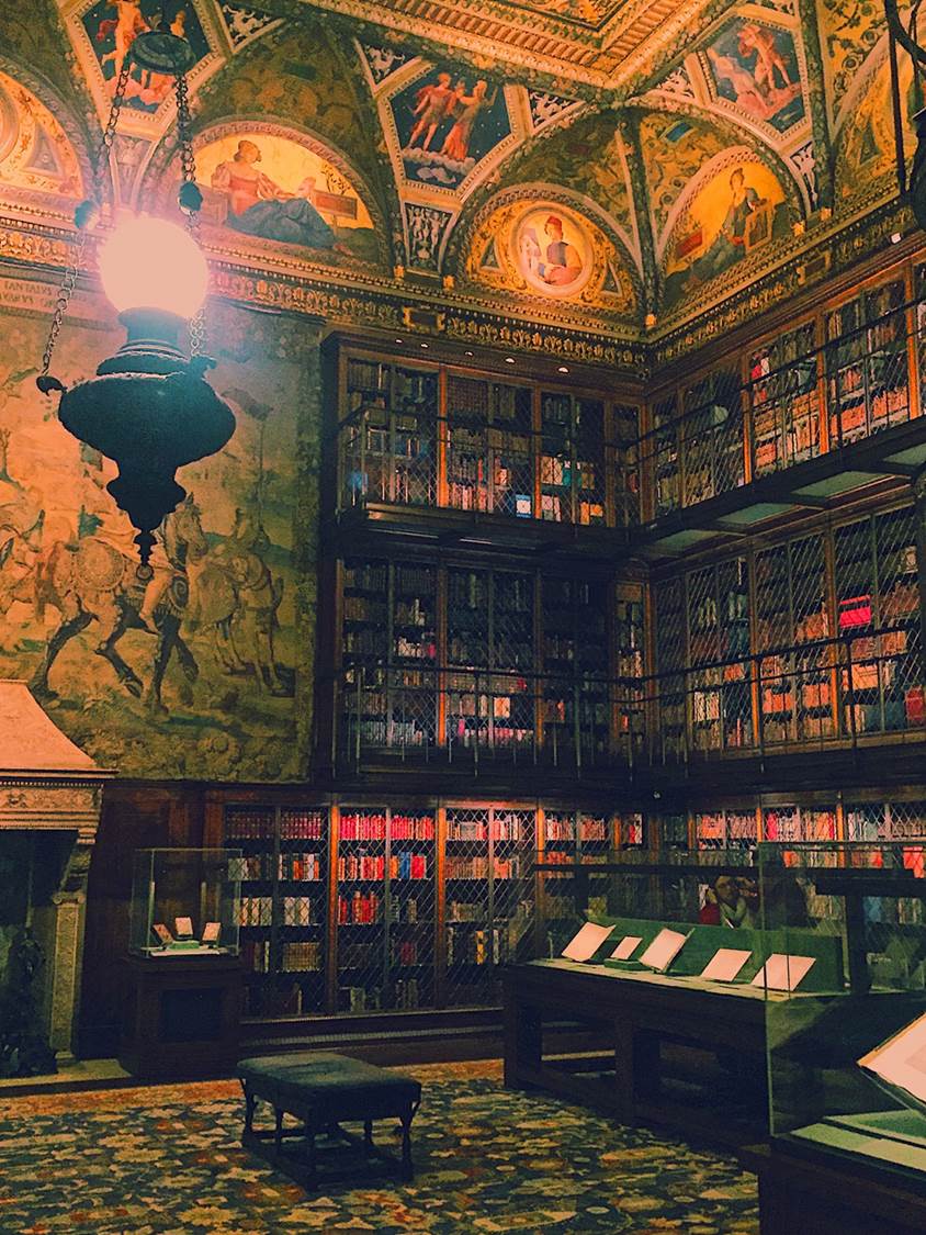 12 of the world’s most beautiful bookshops and libraries - Akamatra