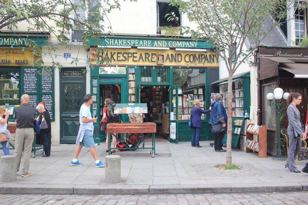 Shakespeare and Company 2