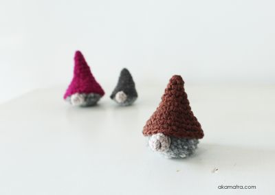 Crochet amigurumi gnomes - A free pattern and tutorial