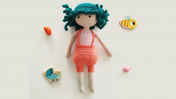 athena-amigurumi-doll-free-crochet-pattern-first